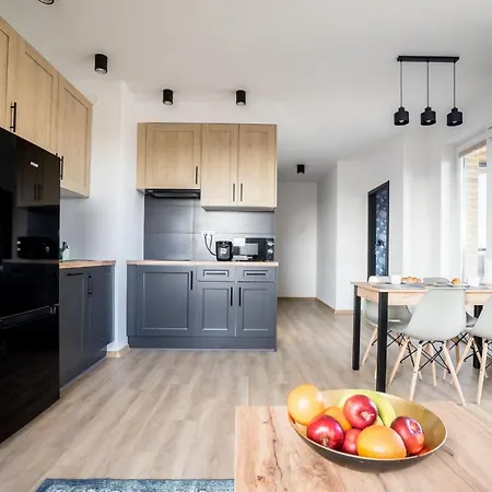 Bizapartments - Modern Flats With Parking *