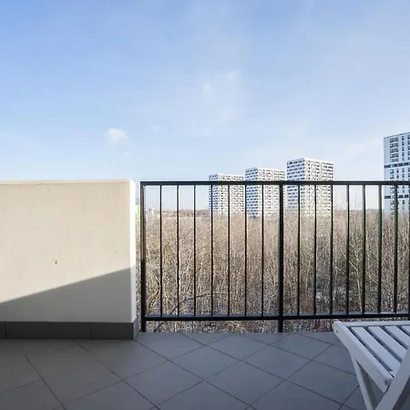 Bizapartments - Modern Flats With Parking Warsaw