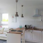 Bizapartments - Modern Flats With Parking Varsó