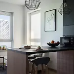דירה Bizapartments - Modern Flats With Parking