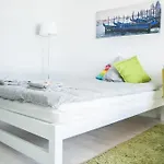 Bizapartments - Modern Flats With Parking * Warszawa