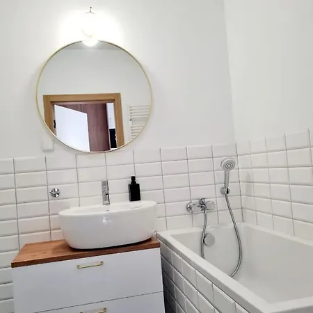 Apartamento Bizapartments - Modern Flats With Parking *