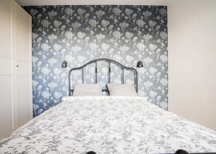 Bizapartments - Modern Flats With Parking Varsovia