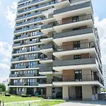 Апартаменты Bizapartments - Modern Flats With Parking