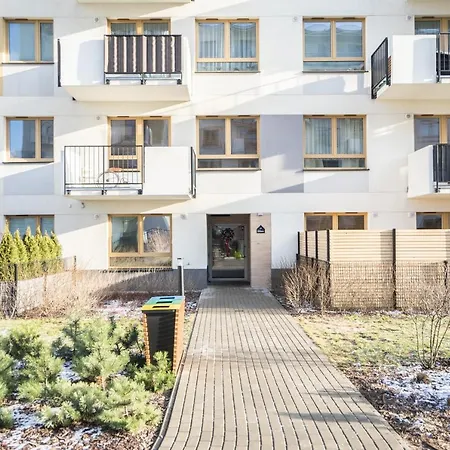 Bizapartments - Modern Flats With Parking Апартаменты Варшава