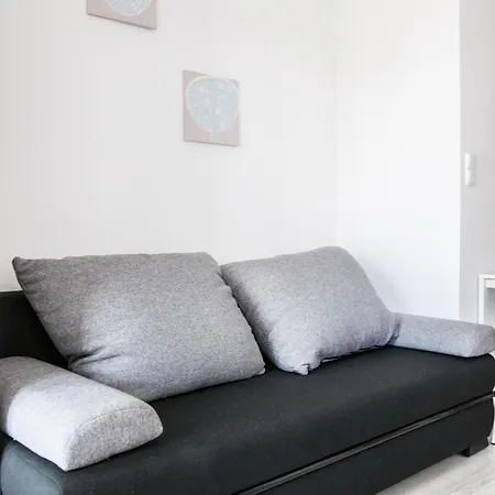 Bizapartments - Modern Flats With Parking Апартаменты Варшава
