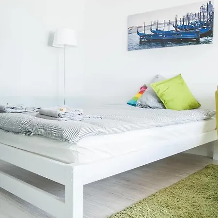 Bizapartments - Modern Flats With Parking * Warschau